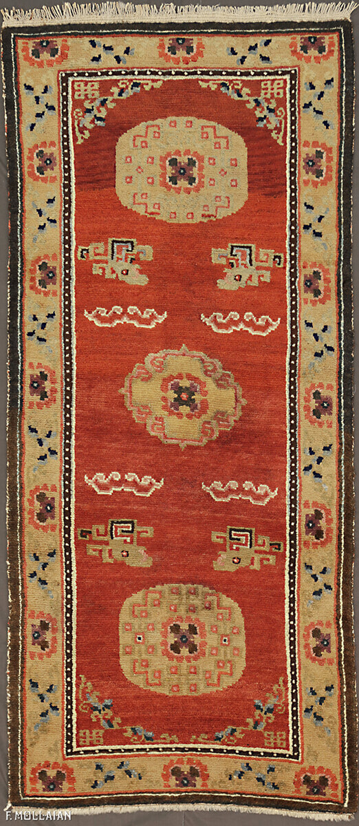 Antique Tibetan Rug n°:70108213
